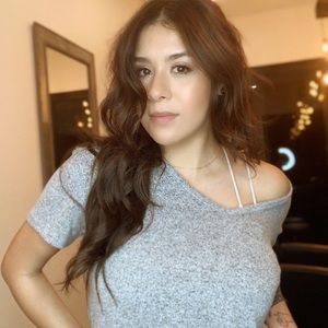 Meet your Posher, Janelle